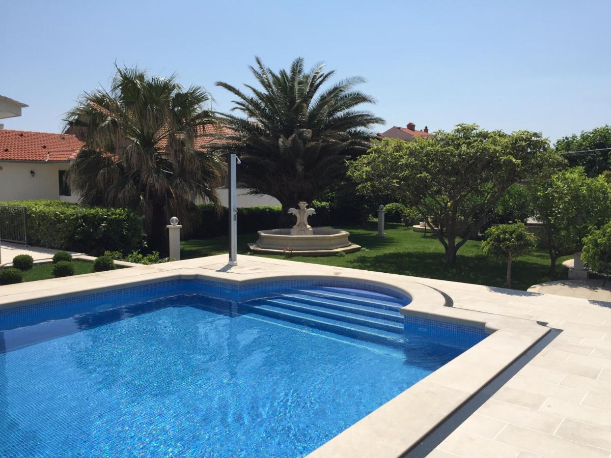 Apartments Villa Jadranka Adults Only Бол Екстериор снимка