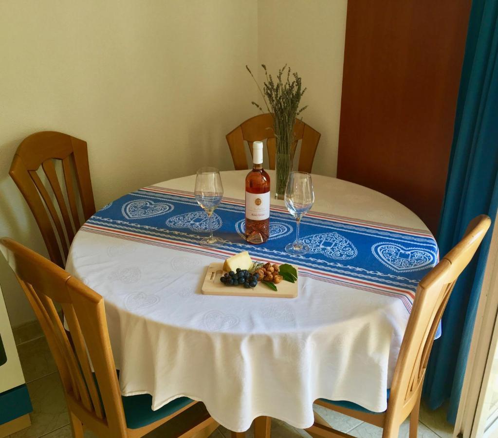 Apartments Villa Jadranka Adults Only Бол Екстериор снимка