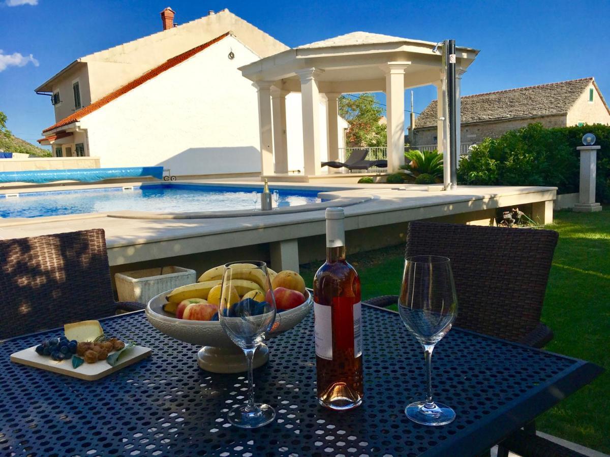 Apartments Villa Jadranka Adults Only Бол Екстериор снимка