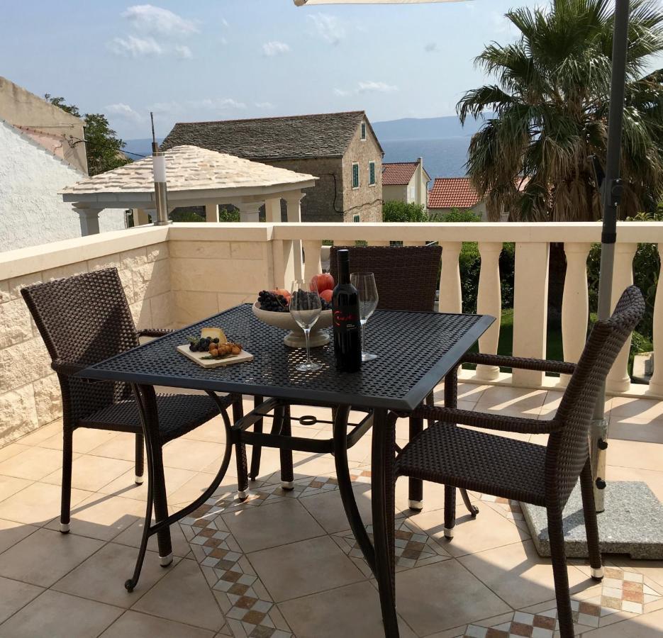 Apartments Villa Jadranka Adults Only Бол Екстериор снимка